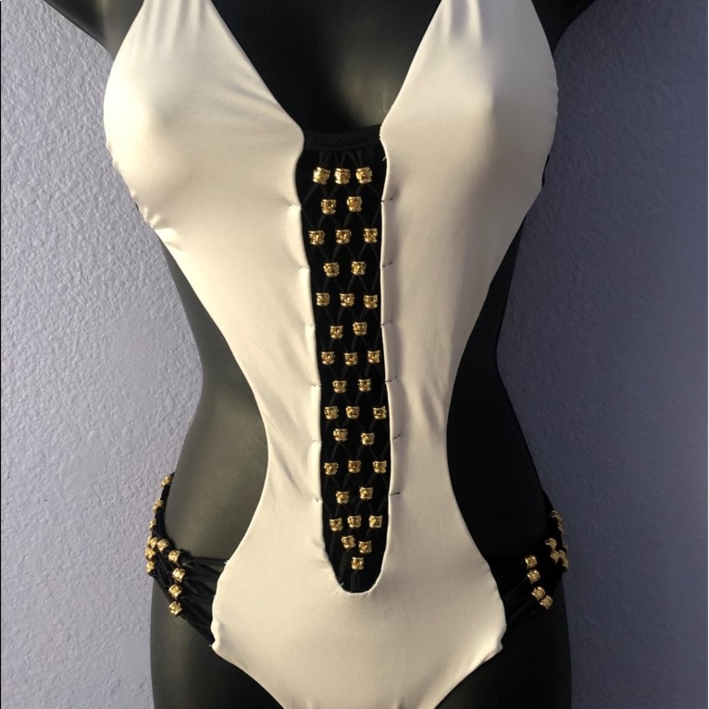 Beach Bunny reversible one piece “Lost Coast”